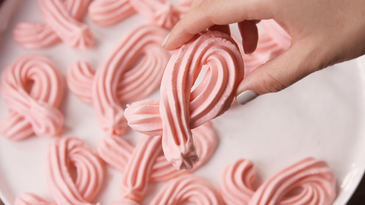 preview for Pink Meringues