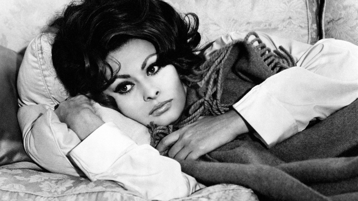 preview for The Inspiring Evolution of Sophia Loren