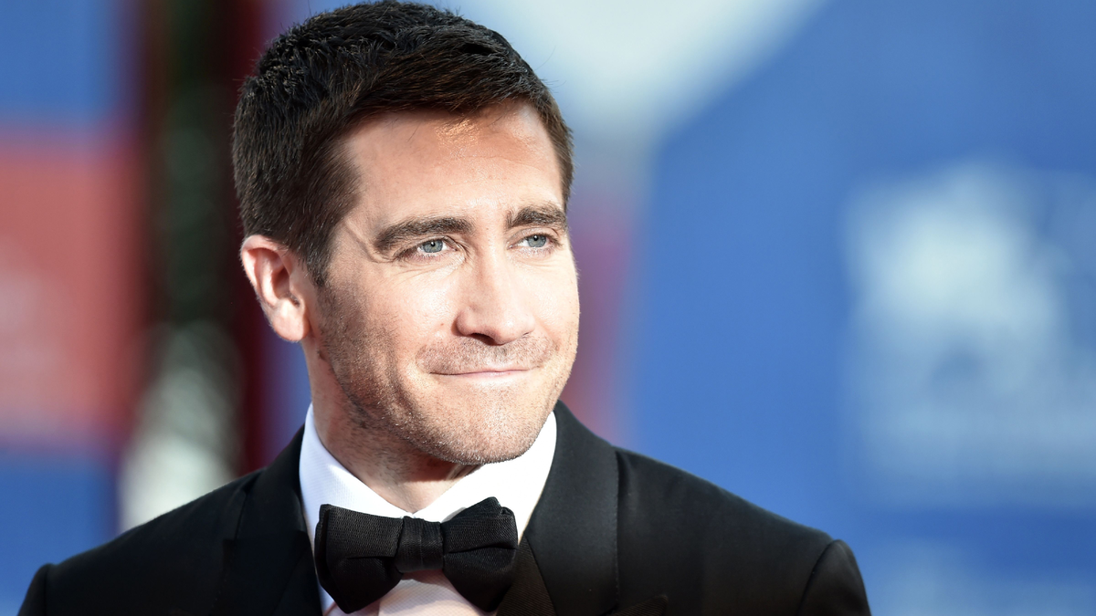 preview for 19 of Jake Gyllenhaal's Most Handsome Moments