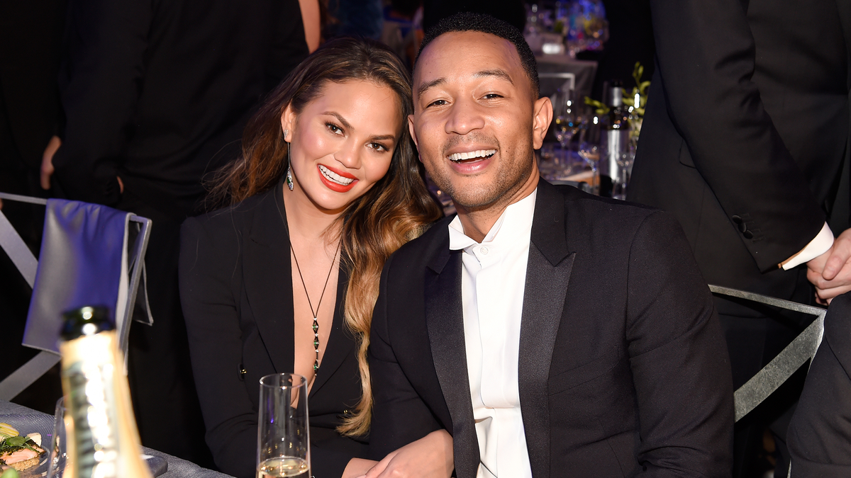 preview for John Legend Gushes About Chrissy Teigen