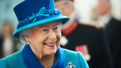 preview for How Queen Elizabeth Uses Her Purse to Send Secret Signals to her Staff