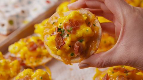 preview for Breakfast Bagel Bites Are The Best Way To Feed A Hungry Crowd