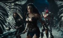 preview for The official full-length Justice League trailer has dropped
