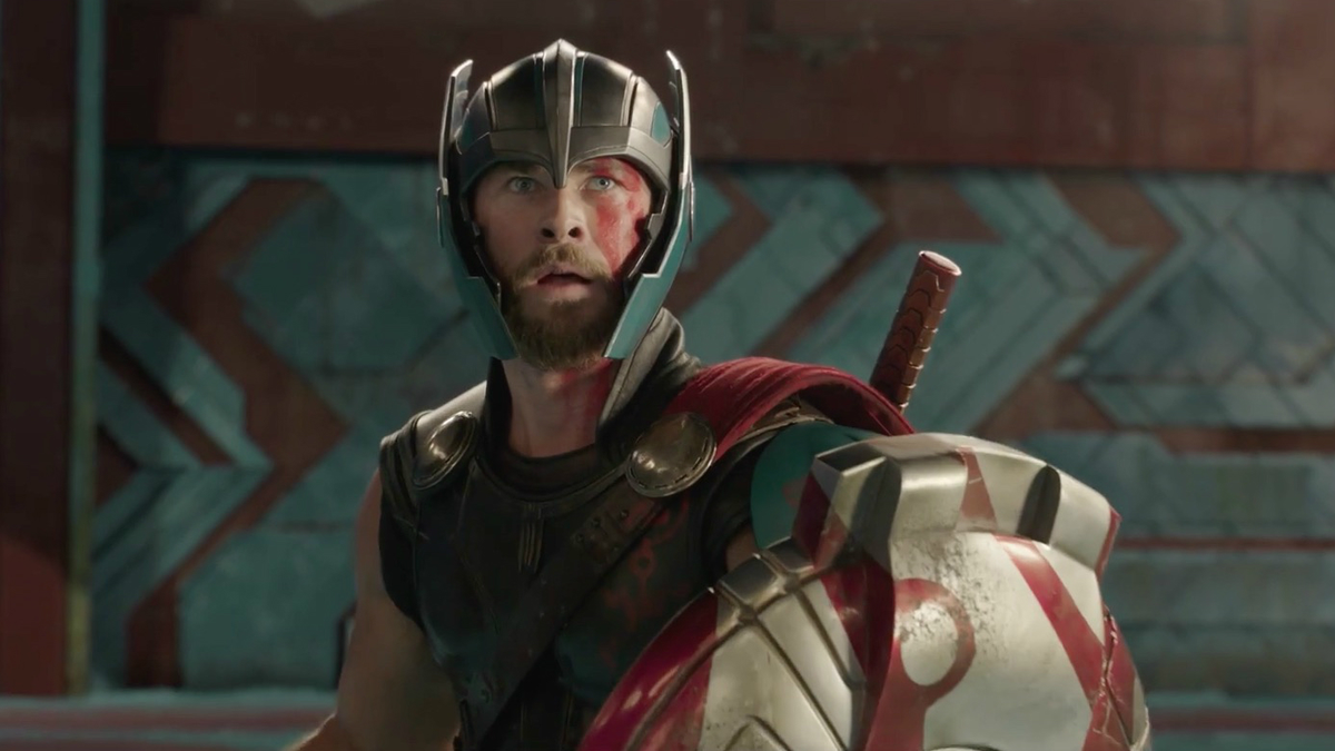 preview for Yes! Destruction and comedy reign in 'Thor: Ragnarok' trailer