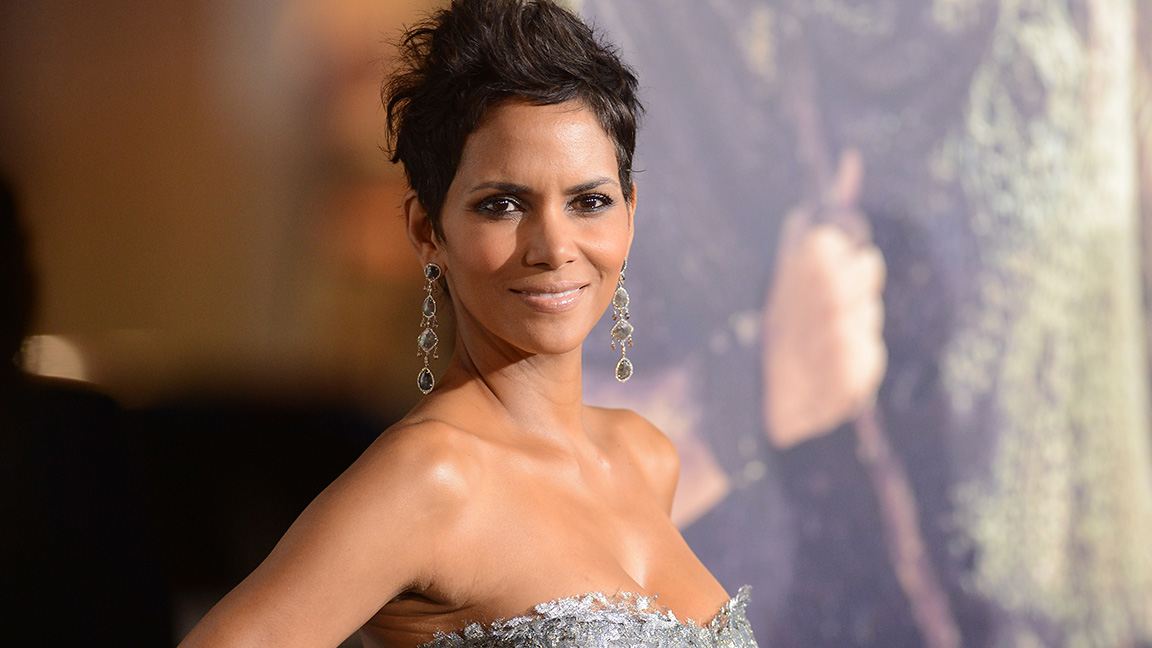 preview for Halle Berry’s Best Diet and Fitness Tricks