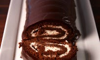 preview for People Are Freaking Out Over This Giant Ho Ho Cake