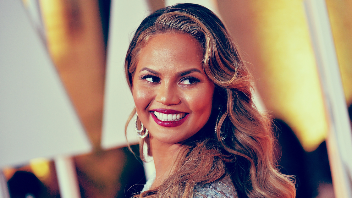 preview for 6 Reasons We Love Chrissy Teigen