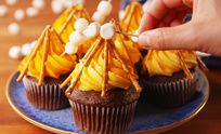 preview for Campfire Cupcakes Are The Most Adorable Summer Dessert