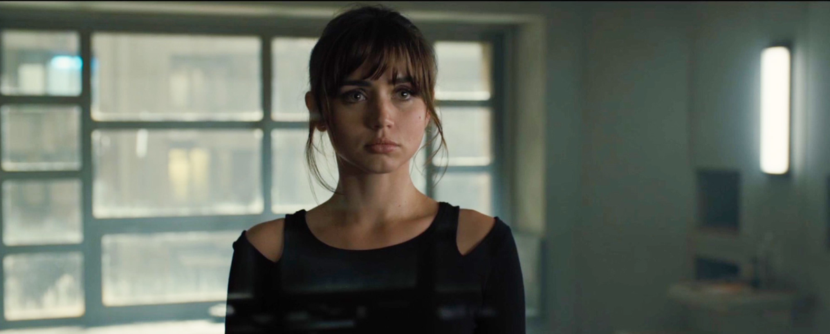 Blade Runner 2049: meet the mysterious Joi in this new featurette