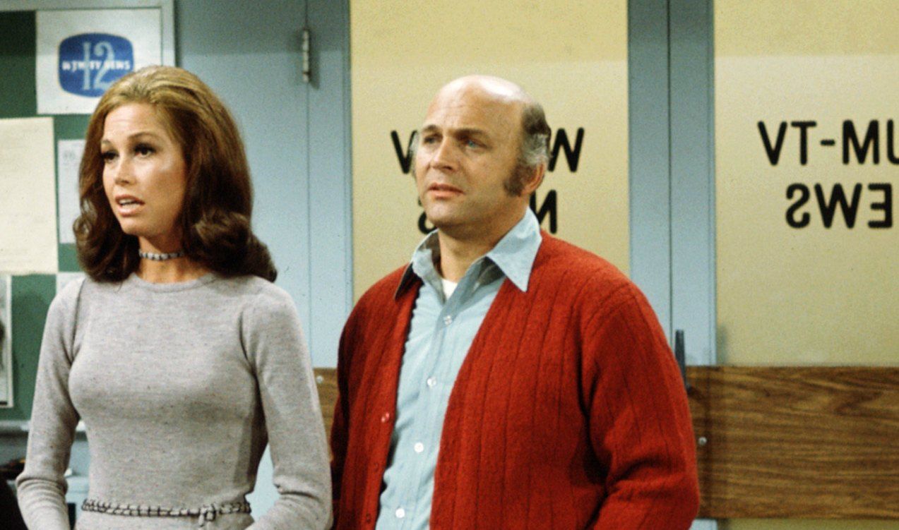 What The Cast Of The Mary Tyler Moore Show Looks Like Now Mary Tyler Moore Cast Photos