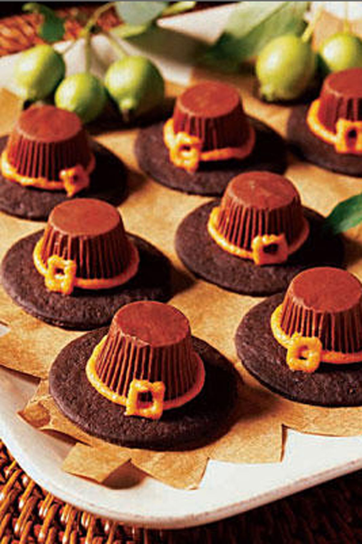 Pilgrim Hat Cookies Thanksgiving Dessert