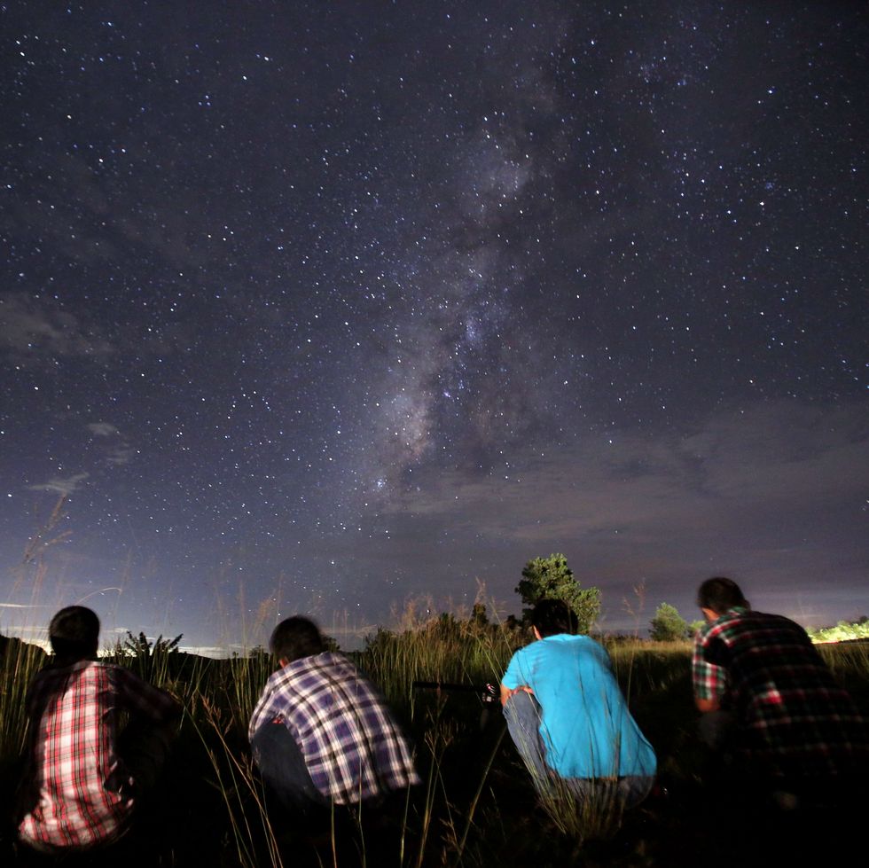 fun things to do with dad stargazing as a family