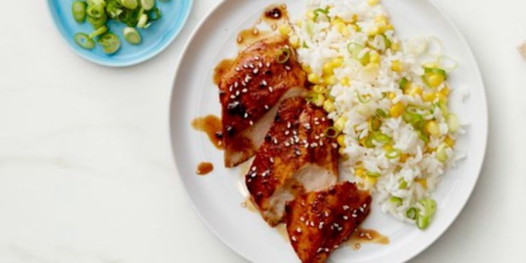 Sticky Chicken With Scallion And Corn Rice