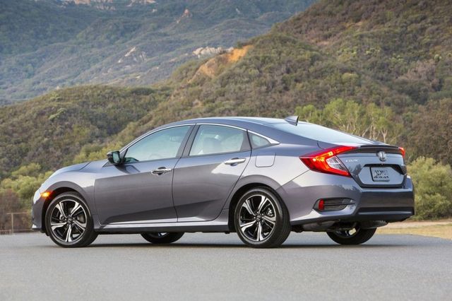 a-snow-and-sun-adventure-in-the-new-2016-honda-civic