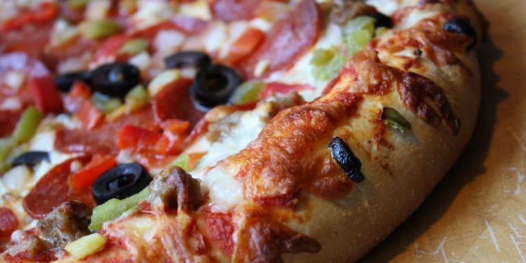 Food, Pizza, Pizza cheese, Ingredient, Baked goods, Dish, Cuisine, California-style pizza, Recipe, Fast food, 