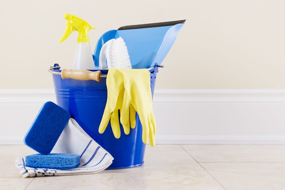 best cleaning tips - bucket with gloves, sponges, towels, dustpan, and other spring cleaning supplies best cleaning tips bucket with gloves, sponges, towels, dustpan, and other spring cleaning supplies