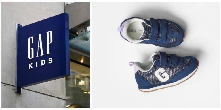 Footwear, Product, Shoe, White, Font, Azure, Black, Sneakers, Grey, Electric blue, 