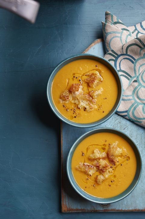cinnamon spiced sweet potato soup with maple croutons