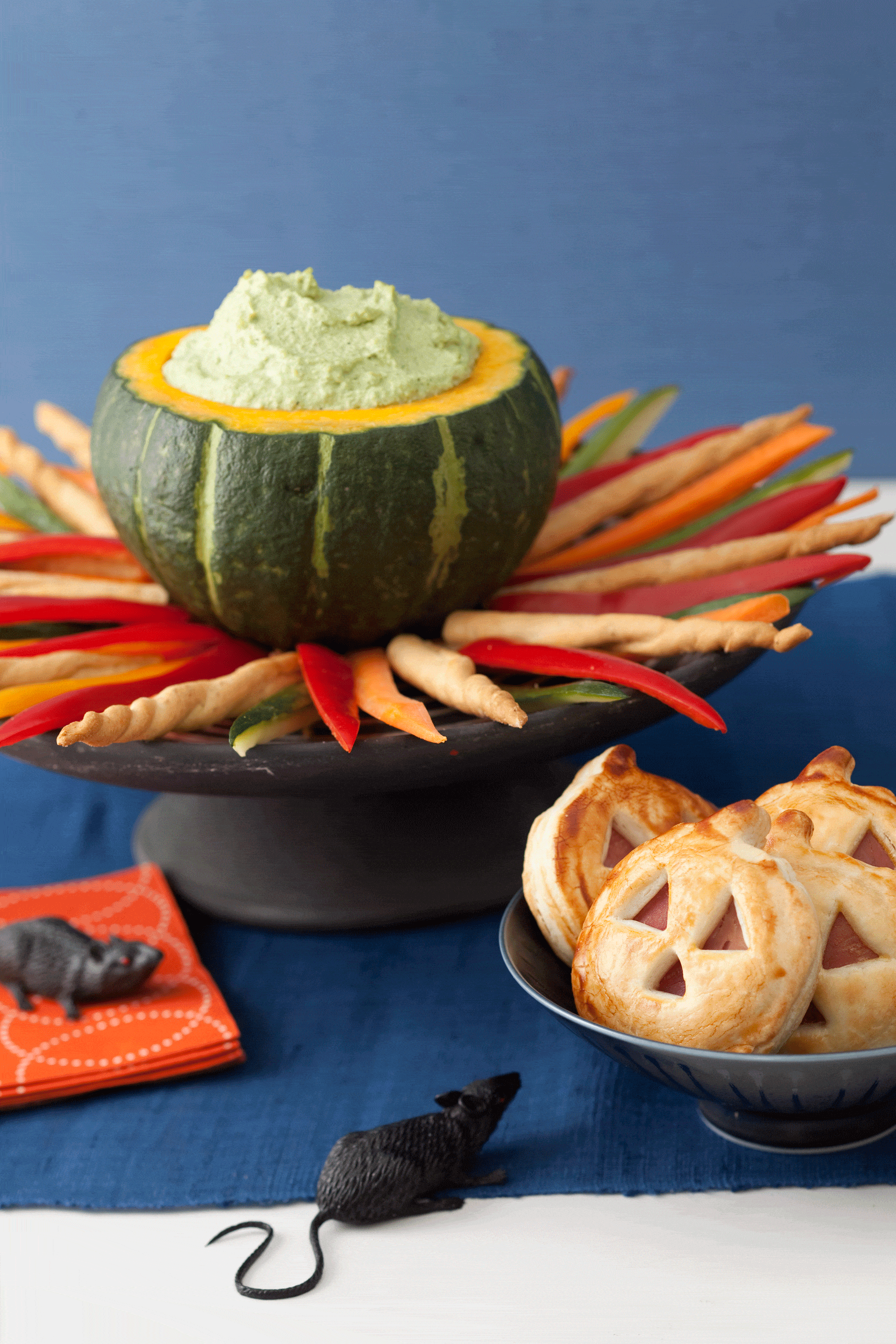 23 Easy Halloween Appetizers - Recipes for Halloween Finger Foods