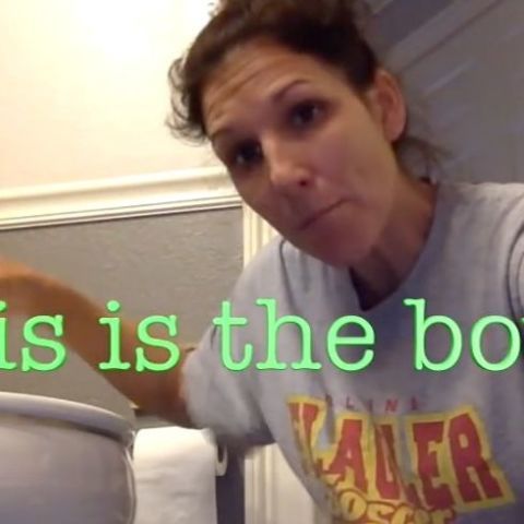 Batroomxxx - Mom's Bathroom Rant - Inside the Bowl A Mother's Struggle