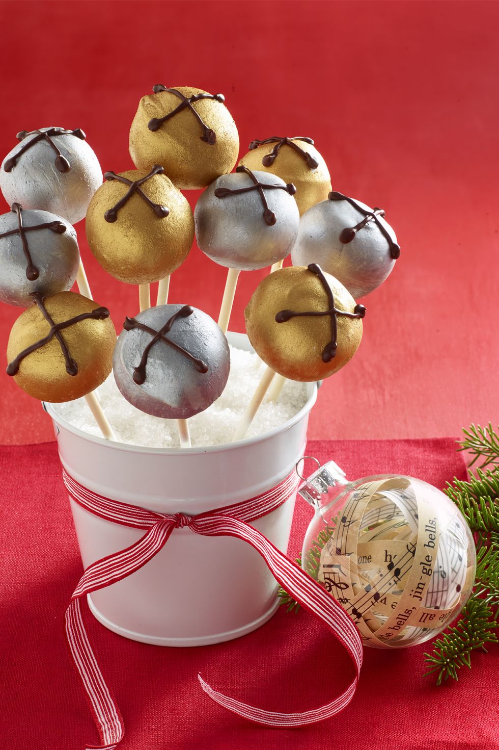 Cake Pops - Deliciously Declassified