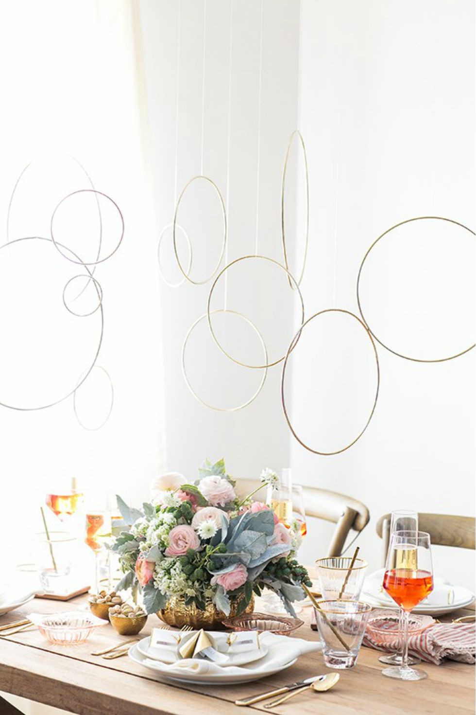 New Years Eve Table Decorations diy chandelier