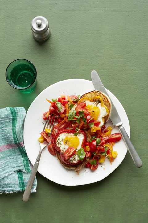 egg pepper rings with carrot salsa