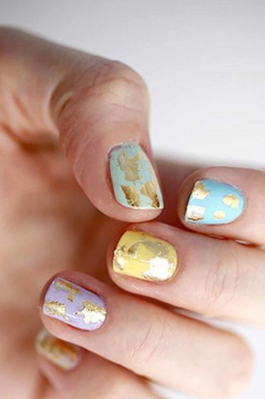 abstract nail art, gold nail foil - SoNailicious