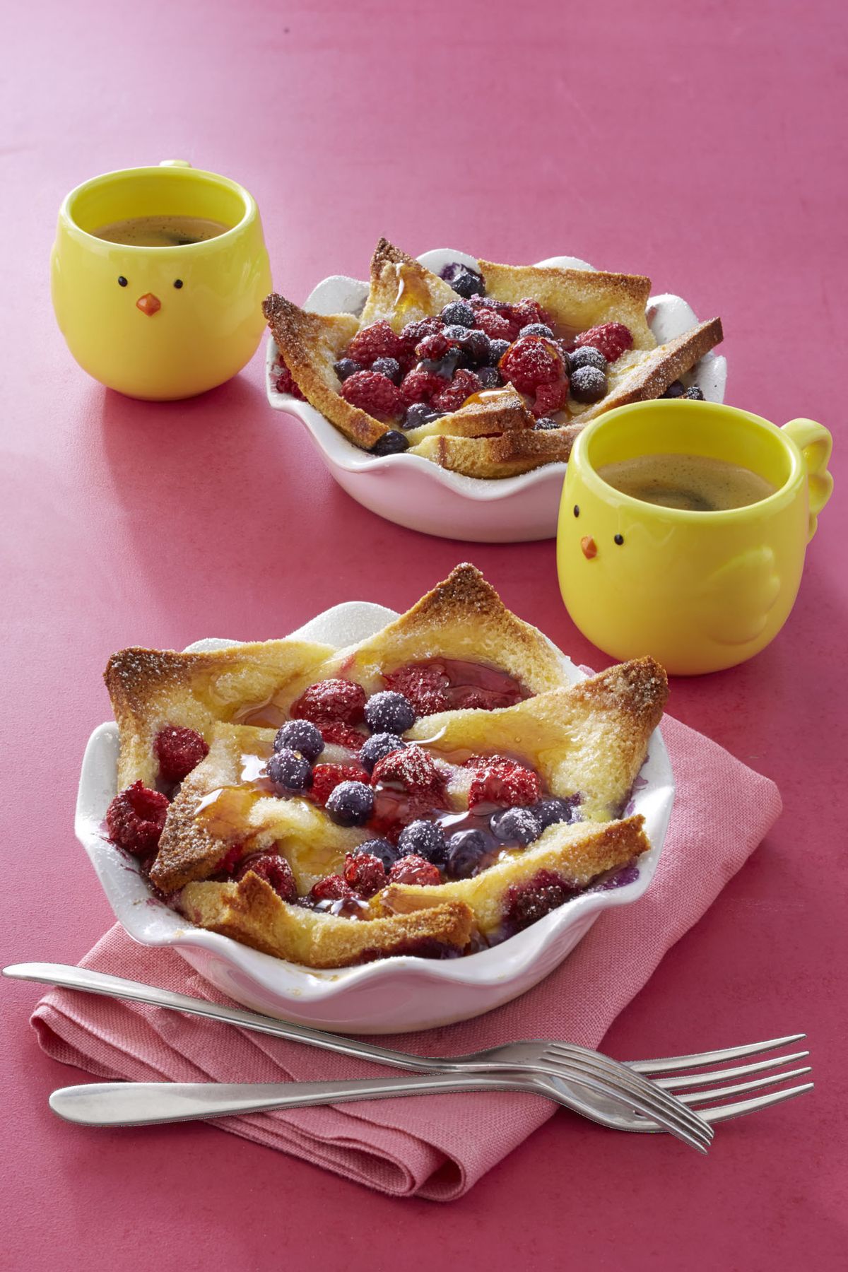 breakfast ideas for kids french toast bowls with berries and maple syrup