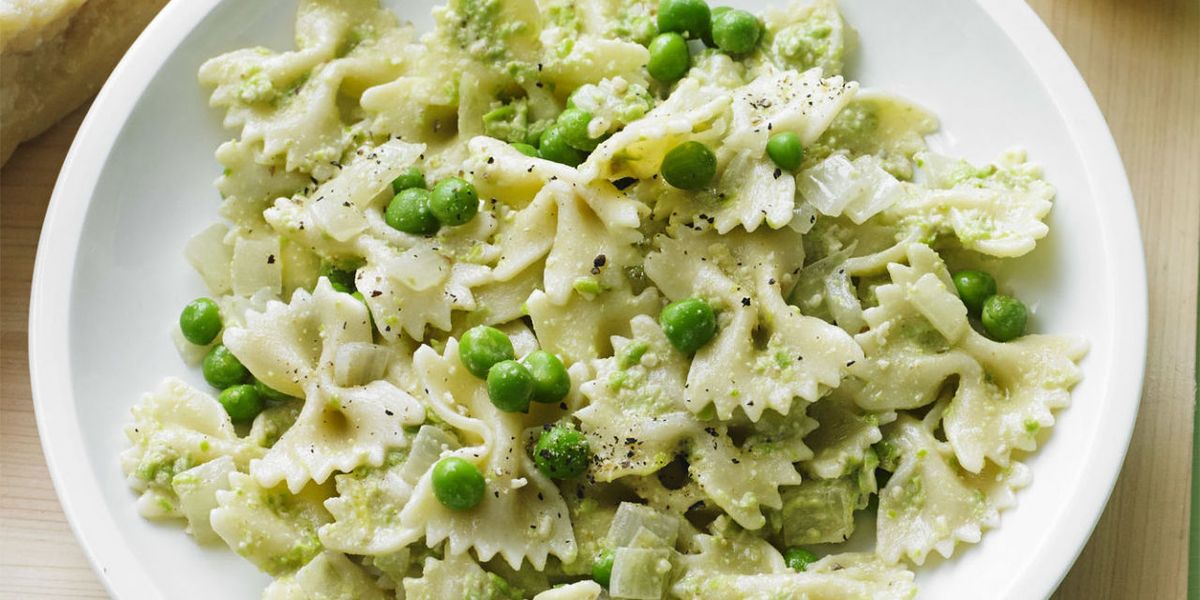 Best Pasta With Walnut Pesto and Peas Recipe - How to Make Pasta With ...