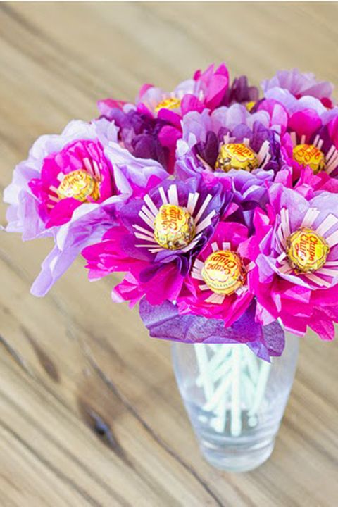 Flower, Flowering plant, Cut flowers, Bouquet, Petal, Pink, Plant, Artificial flower, Purple, Vase, 