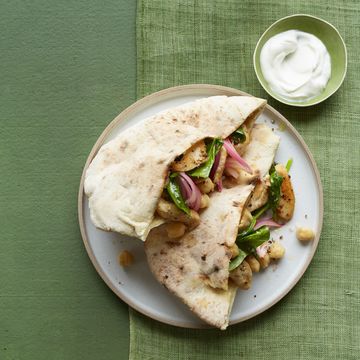 heart healthy recipes spinach chickpea and chicken pitas