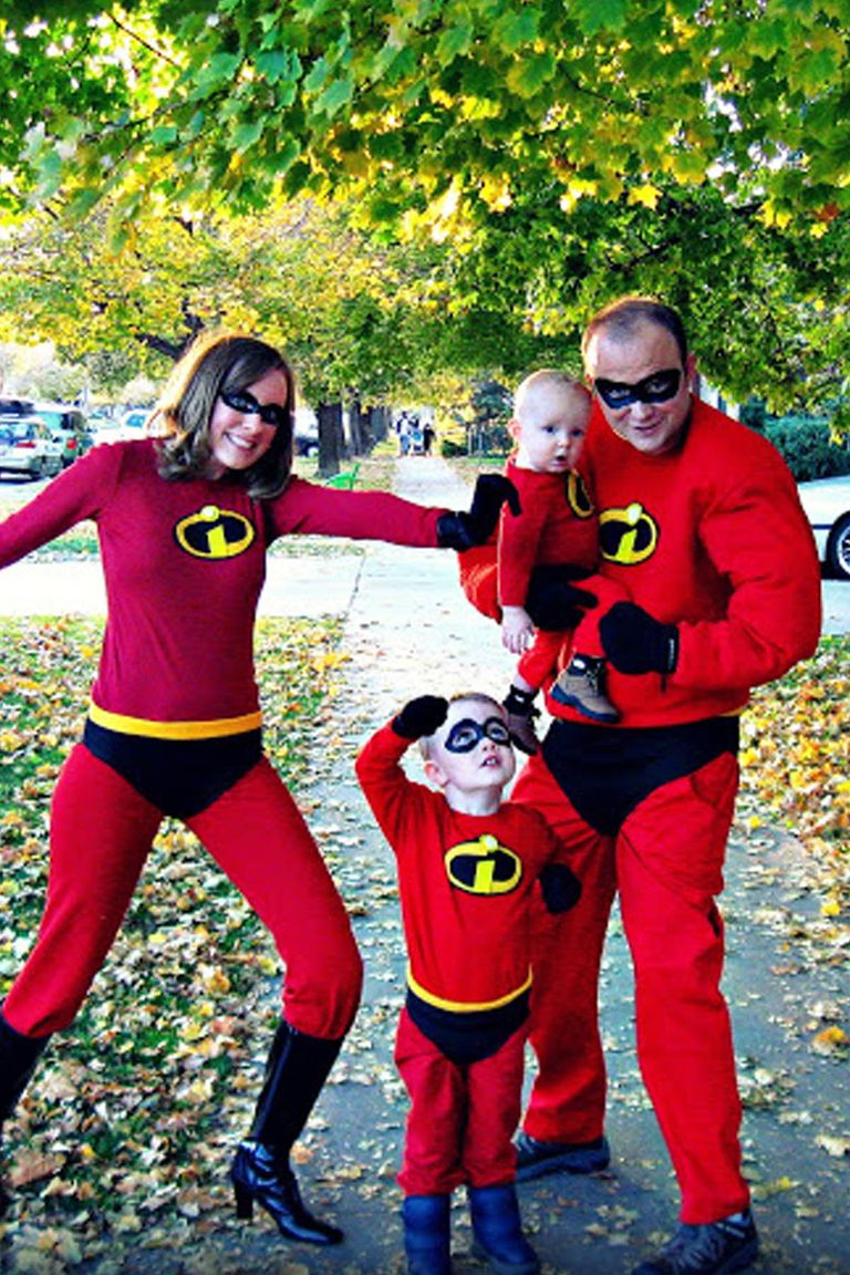 30 Best Family Halloween Costumes 2018 - Cute Ideas for Themed Costumes ...