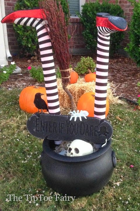 outdoor halloween decorations
