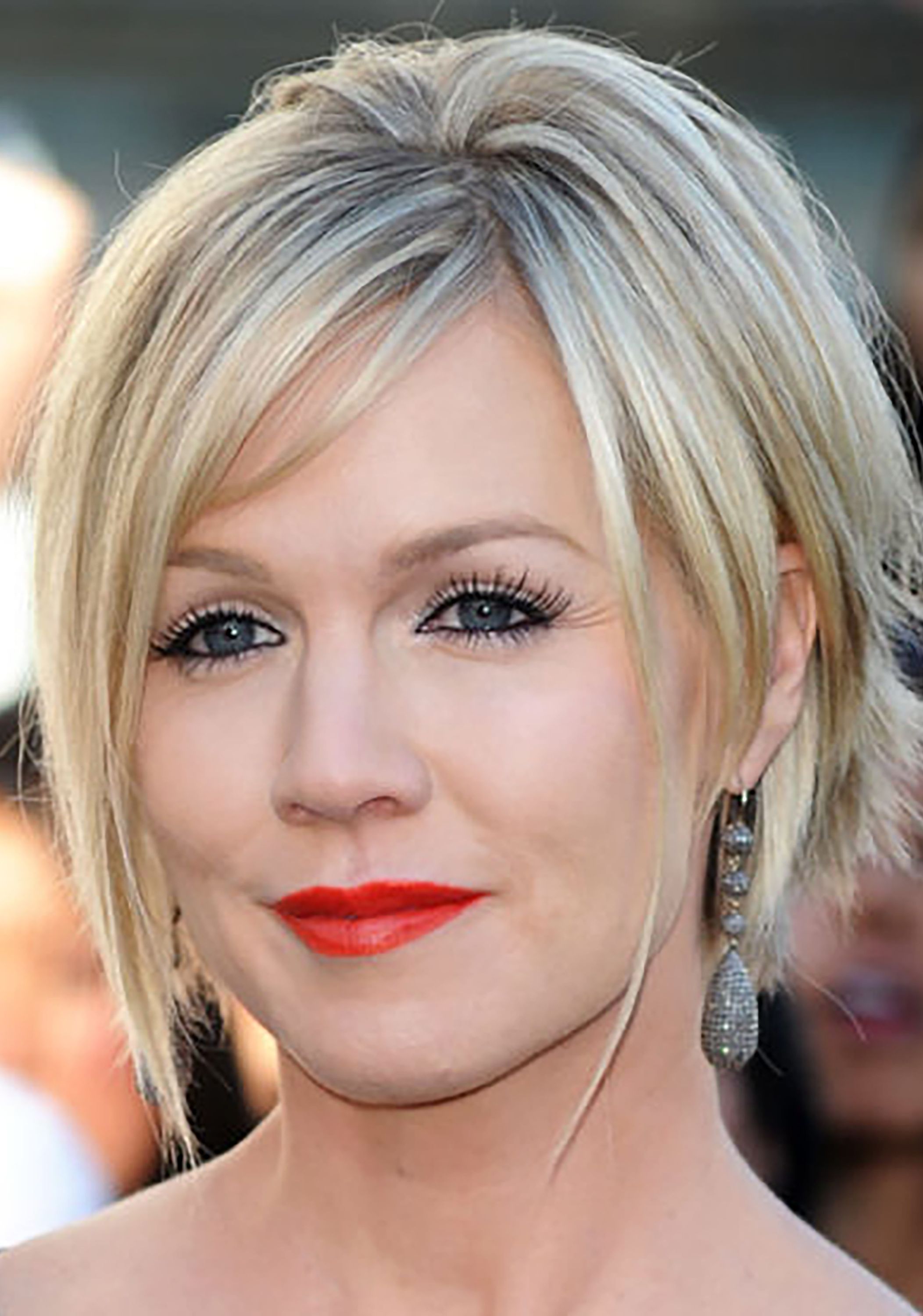 45 Cute Short Haircuts For Women 2020 Short Celebrity