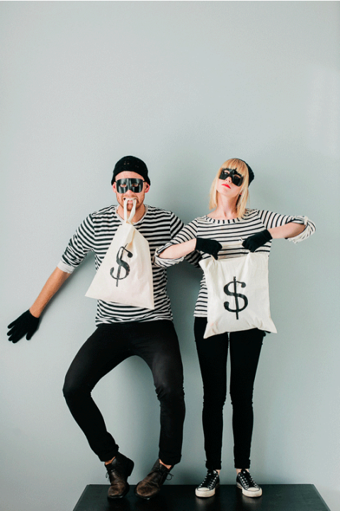 10 Last-Minute Halloween Costumes for You and Your Best Friend - Two ...