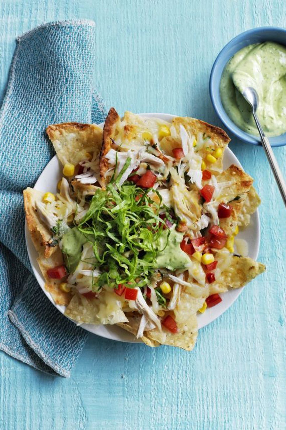 kid friendly dinner ideas loaded chicken nachos