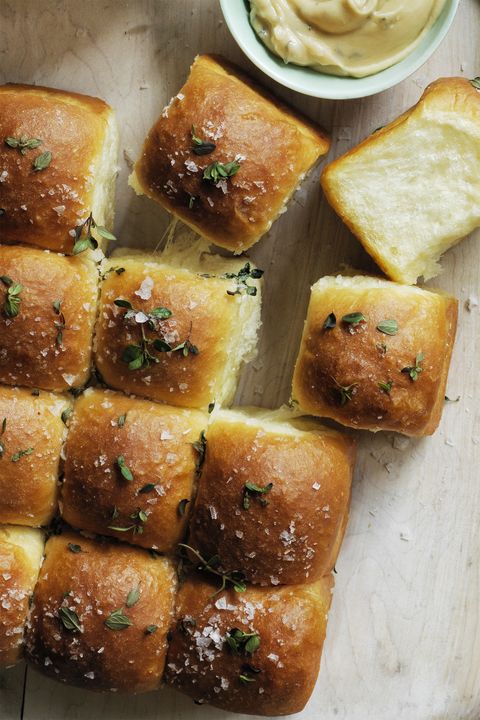 sweet parker house rolls thanksgiving side dishes