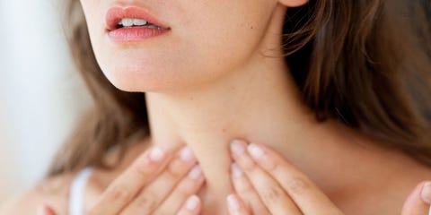 11 Signes et symptômes de problèmes de thyroïde chez les femmes