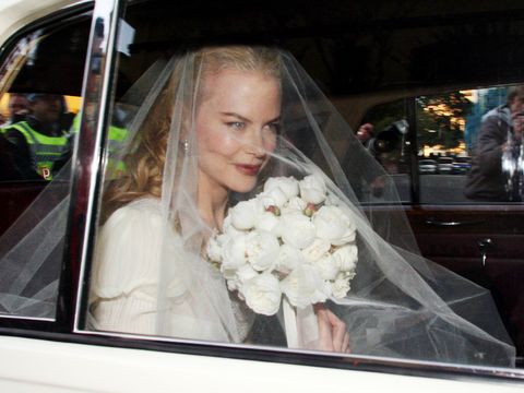 Bride, Hair, Photograph, Veil, Dress, Bouquet, Wedding dress, Wedding, Luxury vehicle, Ceremony, 