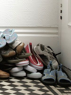 shoe free home