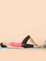 Lock and lift knees pain-proofing exercise