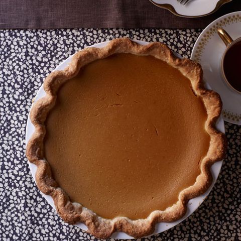Pumpkin-Pie-with-Maple-Whipped-Cream-Recipe
