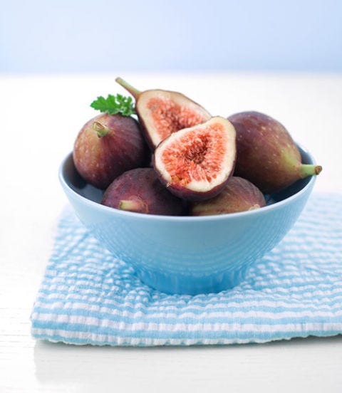 1. Add figs to a smoothie. bowl of figs