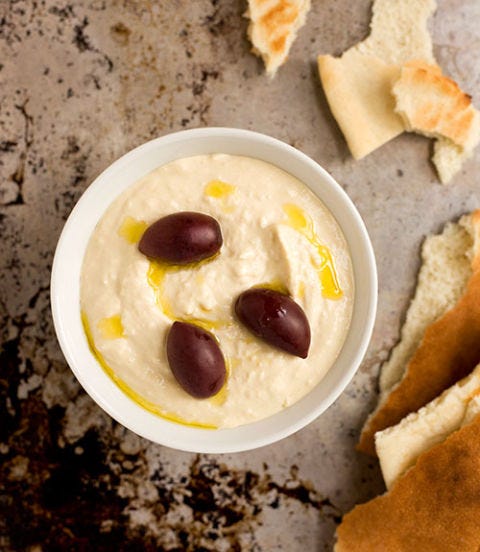 bowl of hummus