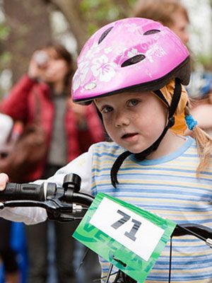 proper helmet fit child