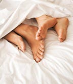 Finger, Skin, Toe, Photograph, Joint, White, Barefoot, Comfort, Organ, Foot, Finger, Skin, Toe, Photograph, Joint, White, Barefoot, Comfort, Organ, Foot,