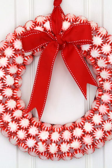 26 Diy Christmas Wreath Ideas Homemade Holiday Wreaths 2019 26 Diy Christmas Wreath Ideas Homemade Holiday Wreaths 2019