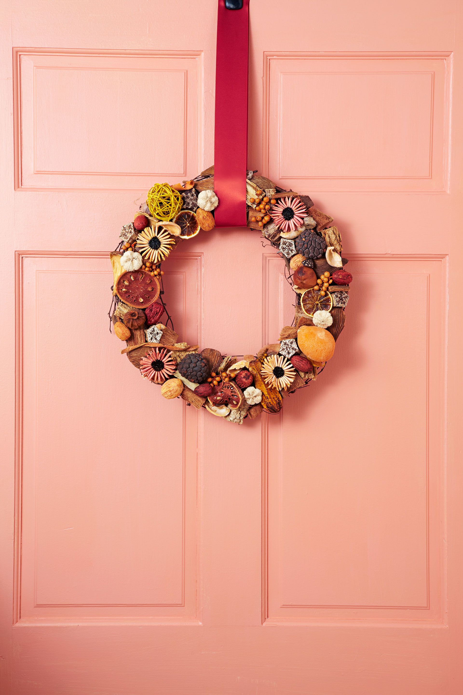 22 Christmas Door Decorations 2019 How To Decorate Your