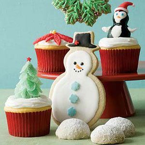 Swedish-Sugar-Cookie-Snowmen-Doves-and-Wreaths